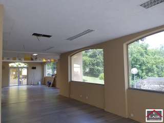 Bureaux et commerces 3 pièces