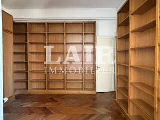 Bureaux et commerces 8 pièces