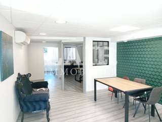 Bureaux et commerces 6 pièces