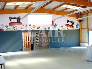 Bureaux et commerces 4 pièces