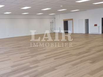 Bureaux et commerces 2 pièces
