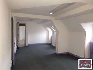 Bureaux et commerces 5 pièces