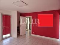 Bureaux et commerces 9 pièces