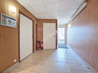 Bureaux et commerces 1 pièce