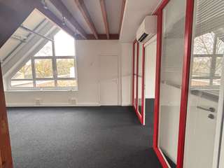 Bureaux et commerces 2 pièces