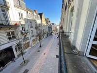 Bureaux et commerces 5 pièces