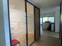 Bureaux et commerces 2 pièces