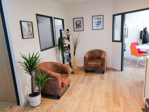 Bureaux et commerces 2 pièces