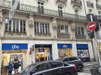 Bureaux et commerces 4 pièces Bureaux et commerces 4 pièces