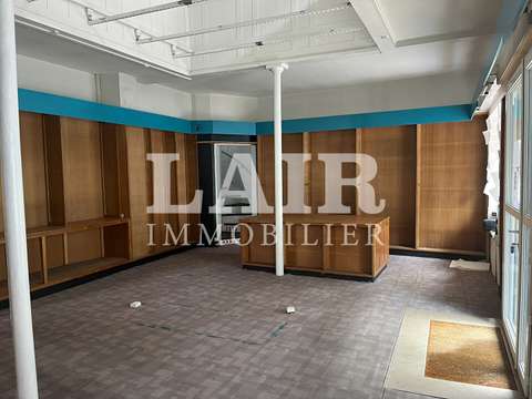 Bureaux et commerces 4 pièces