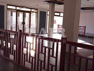 Bureaux et commerces 2 pièces