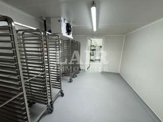 Bureaux et commerces 15 pièces