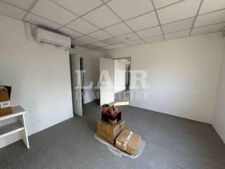 Bureaux et commerces 15 pièces