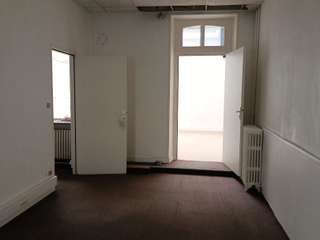 Bureaux et commerces 3 pièces Bureaux et commerces 3 pièces