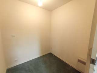 Bureaux et commerces 2 pièces