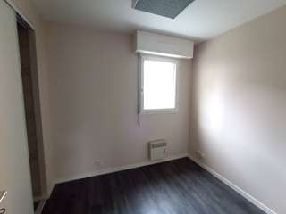 Bureaux et commerces 2 pièces