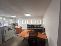 Bureaux et commerces 4 pièces