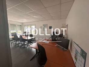 Location Bureaux et commerces 150 m&sup2;Avranches