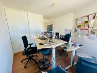 Bureaux et commerces 4 pièces