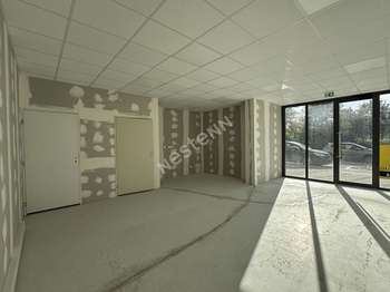 Location Bureaux et commerces 44 m&sup2;Avrillé
