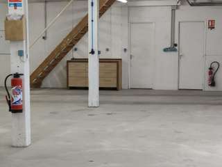Bureaux et commerces 4 pièces