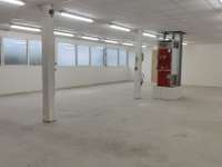 Bureaux et commerces 4 pièces