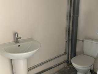 Bureaux et commerces 1 pièce