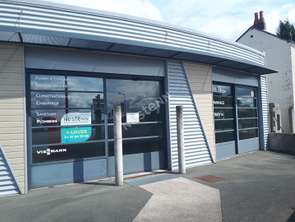 Location Bureaux et commerces 250 m&sup2;Baugé