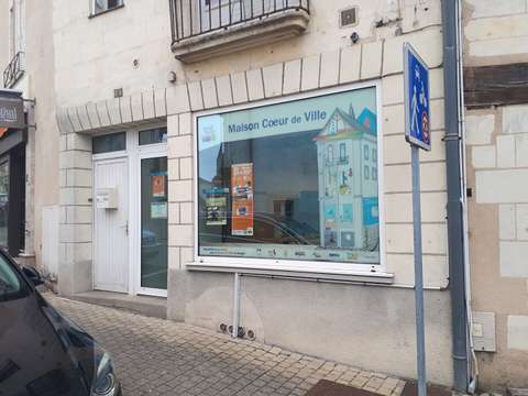 Bureaux et commerces Baugé 49