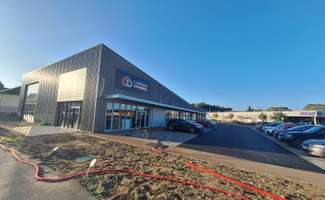 Photo Bureaux et commerces Baugé