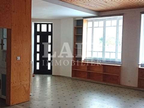 Bureaux et commerces 2 pièces Bazoches-sur-Hoëne 61