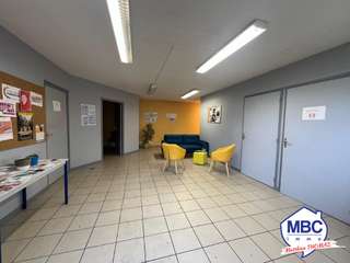 Bureaux et commerces 7 pièces