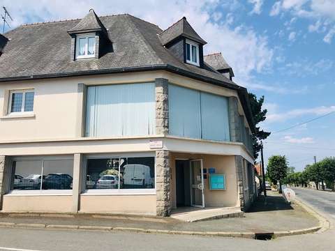 Bureaux et commerces 1 pièce Bégard 22