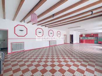 Bureaux et commerces 4 pièces