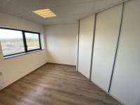 Bureaux et commerces 2 pièces Bureaux et commerces 2 pièces