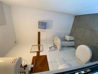 Bureaux et commerces 7 pièces