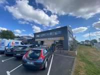 Bureaux et commerces 7 pièces