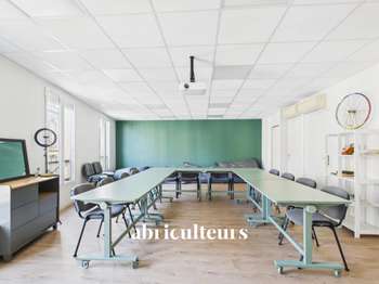 Bureaux et commerces 4 pièces Bordeaux 33