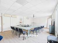 Bureaux et commerces 4 pièces