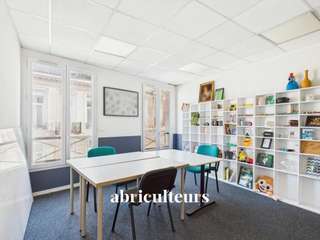 Bureaux et commerces 4 pièces