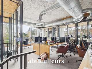 Bureaux et commerces 4 pièces
