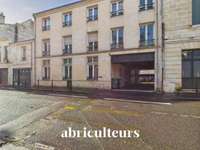Bureaux et commerces 4 pièces Bureaux et commerces 4 pièces