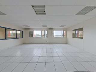 Bureaux et commerces 6 pièces Bureaux et commerces 6 pièces