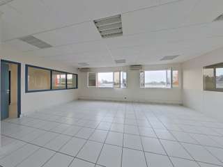 Bureaux et commerces 6 pièces Bureaux et commerces 6 pièces