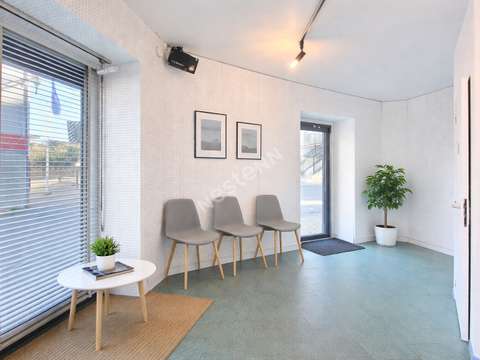 Bureaux et commerces 2 pièces
