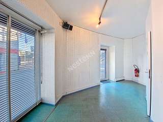 Bureaux et commerces 2 pièces