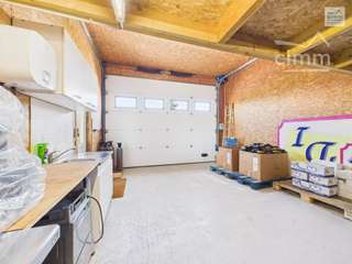 Bureaux et commerces 4 pièces
