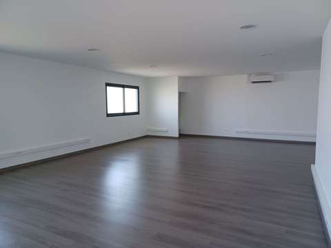 Bureaux et commerces 1 pièce