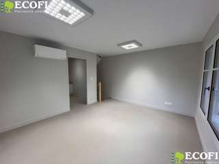 Bureaux et commerces 2 pièces