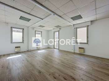Location Bureaux et commerces 70 m&sup2;Bressuire